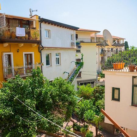 Ottaviano Suite - Elegante Attico Vista Mare Taormina Eksteriør billede