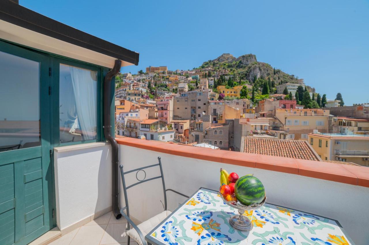 Ottaviano Suite - Elegante Attico Vista Mare Taormina Eksteriør billede