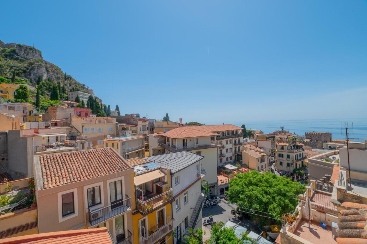 Ottaviano Suite - Elegante Attico Vista Mare Taormina Eksteriør billede